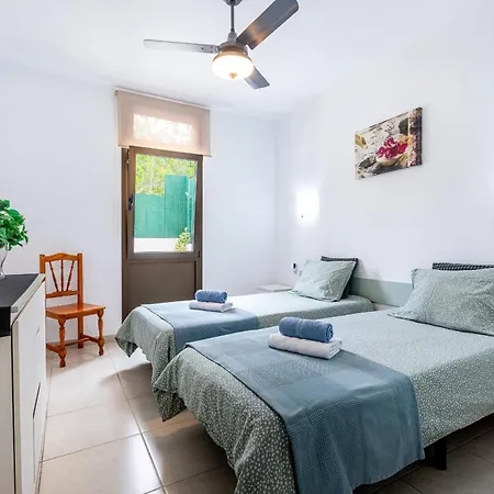 Sun & Fun In Playa De Americas