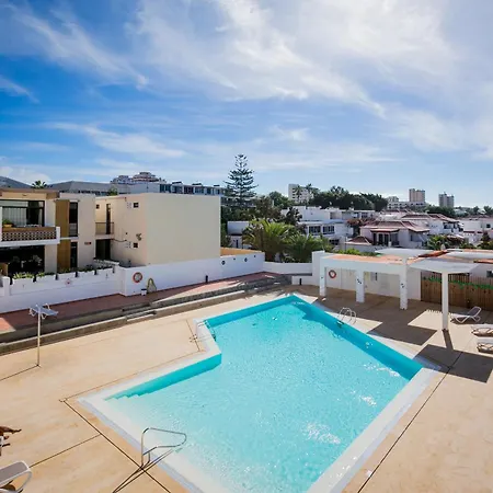 Sun & Fun In Playa De Americas * بلايا ذي لاس أميريكاس