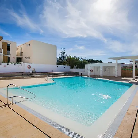 Sun & Fun In Playa De Americas *